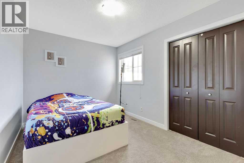 87 Brightonstone Passage Se Property Photo 21