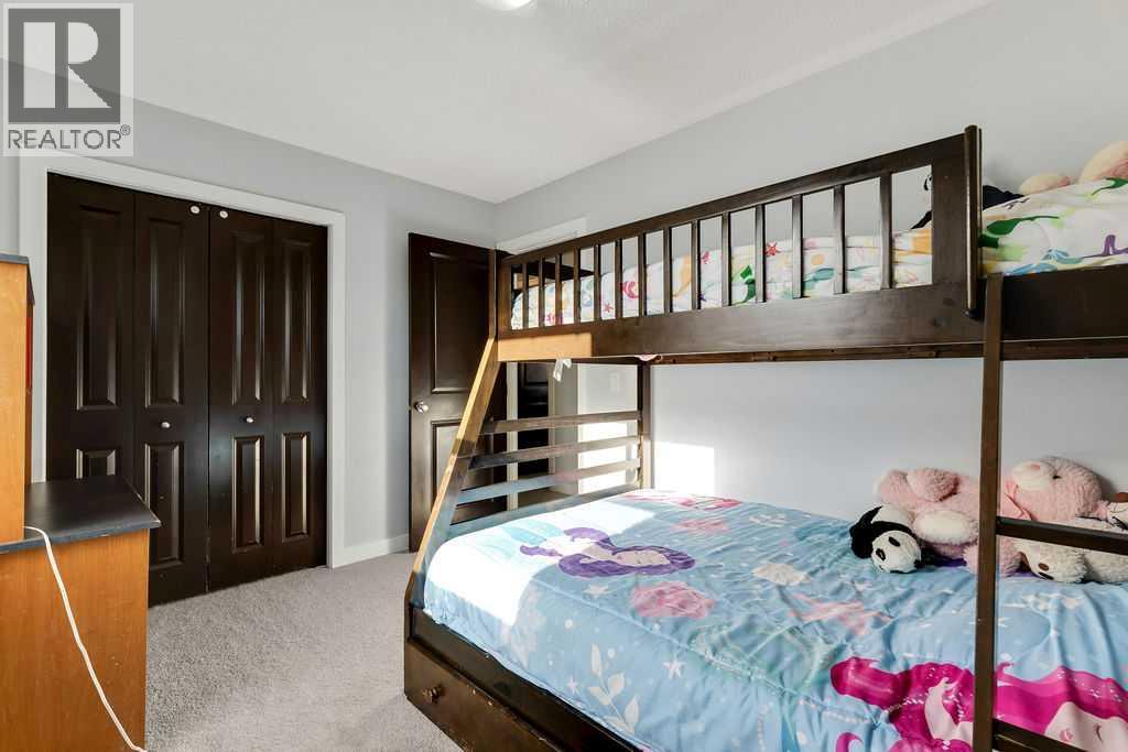 87 Brightonstone Passage Se Property Photo 24