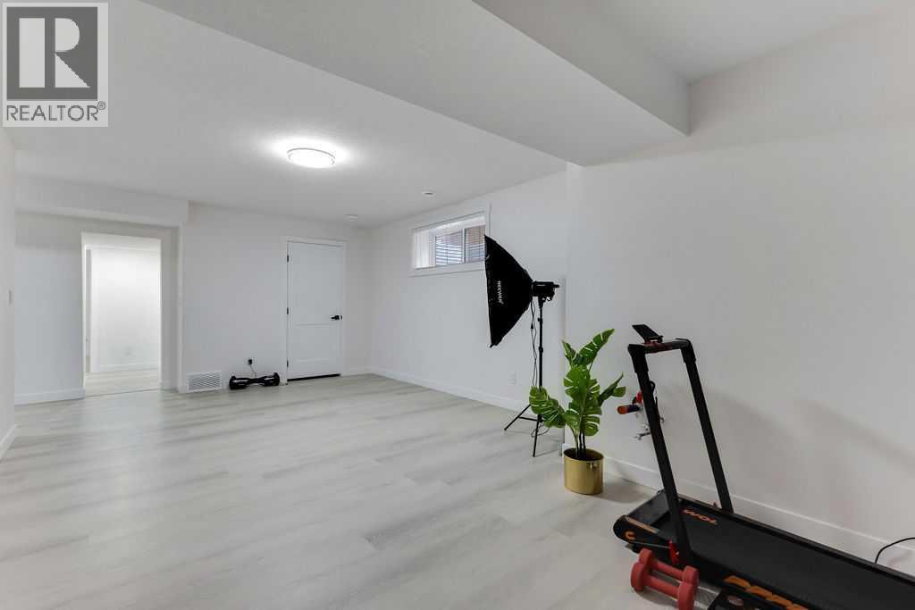 87 Brightonstone Passage Se Property Photo 29
