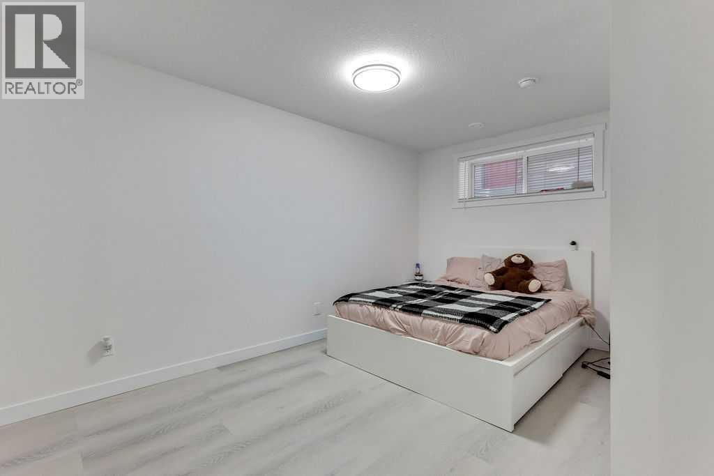 87 Brightonstone Passage Se Property Photo 30