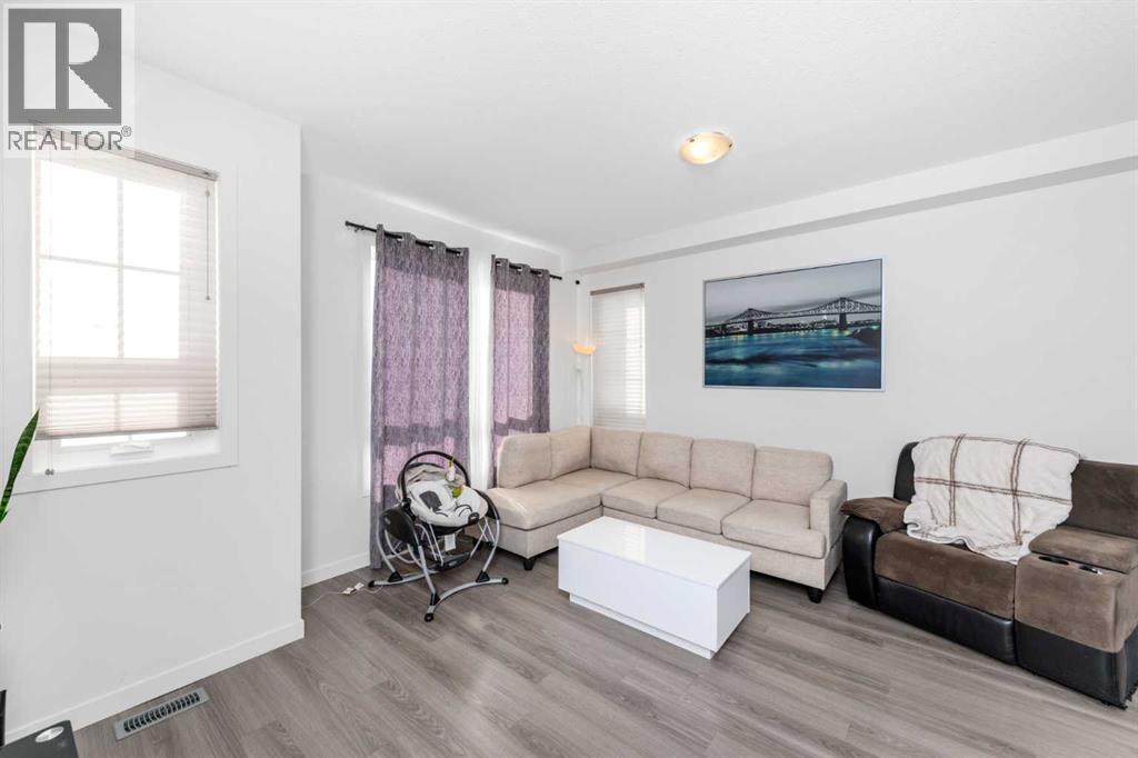 932 Sherwood Boulevard Nw Property Photo 11