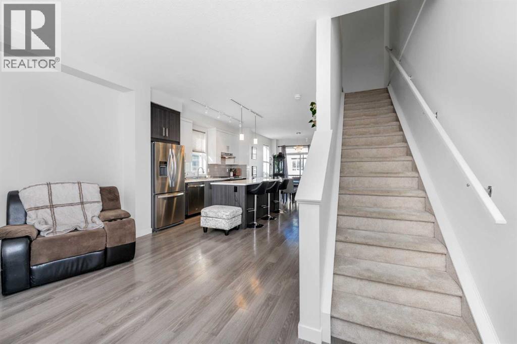 932 Sherwood Boulevard Nw Property Photo 15