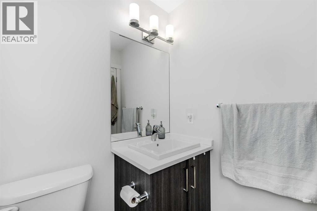 932 Sherwood Boulevard Nw Property Photo 21