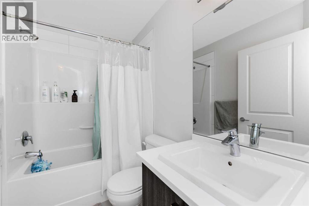 932 Sherwood Boulevard Nw Property Photo 26