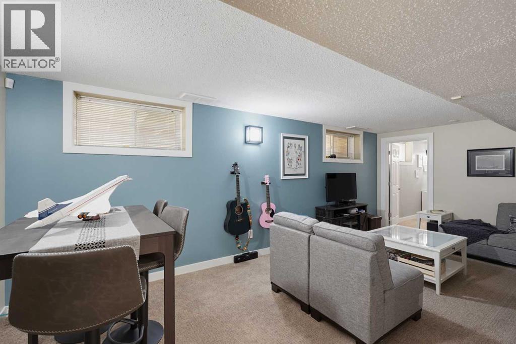 2 Greystone Way Property Photo 36