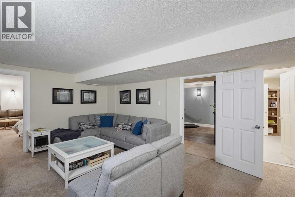 2 Greystone Way Property Photo 37