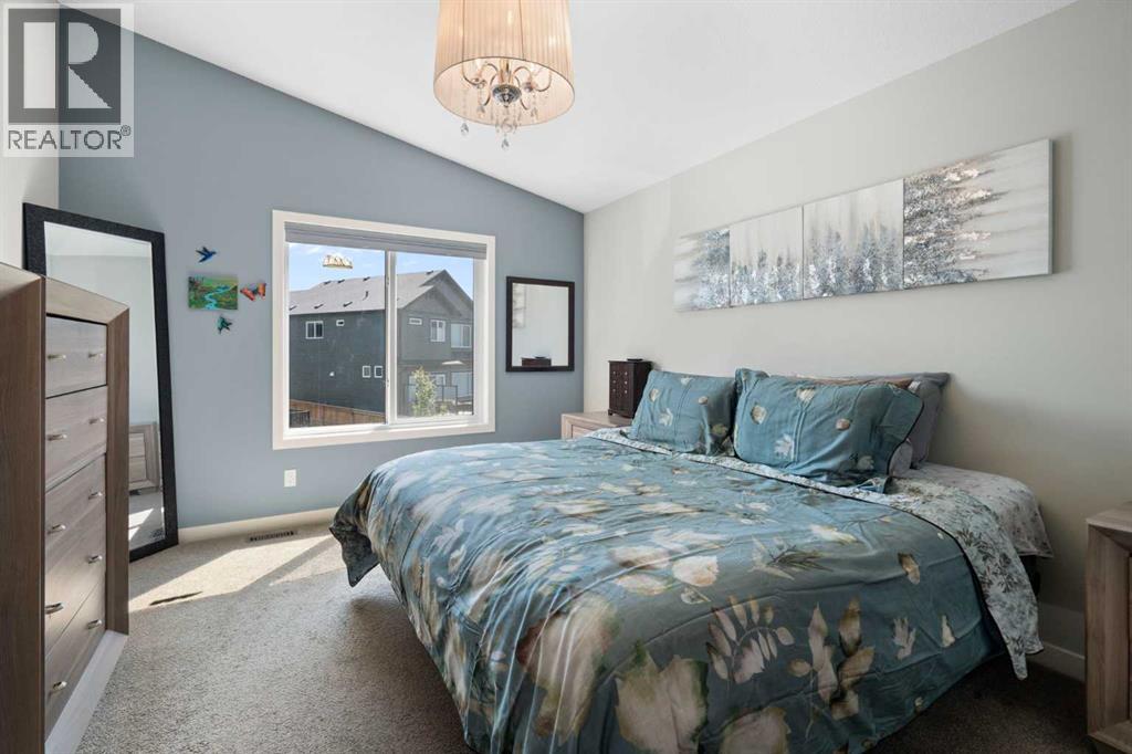 642 Kingsmere Way Se Property Photo 13