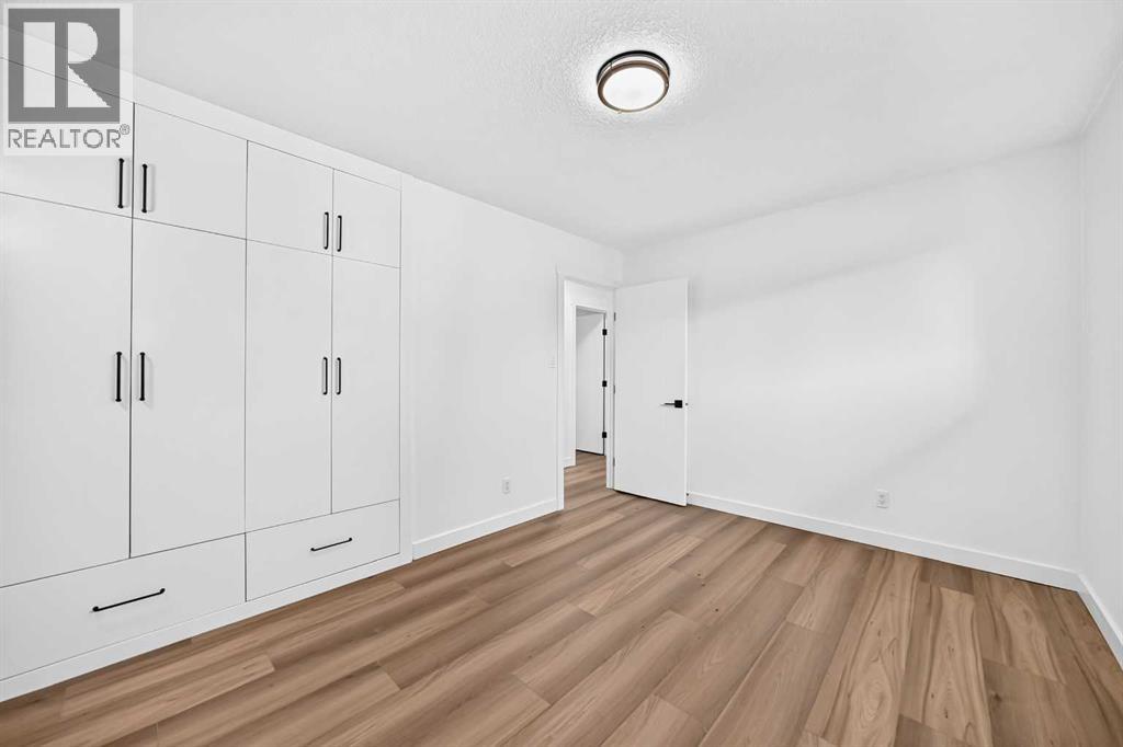 808 Avonlea Place Se Property Photo 13