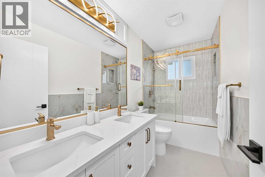 808 Avonlea Place Se Property Photo 19