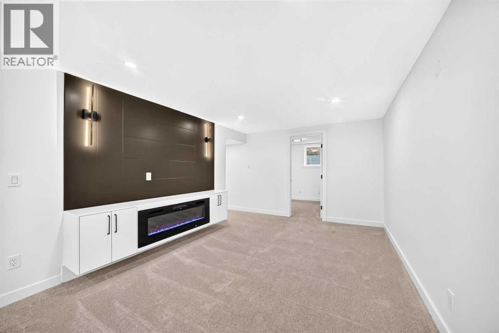 808 Avonlea Place Se Property Photo 21