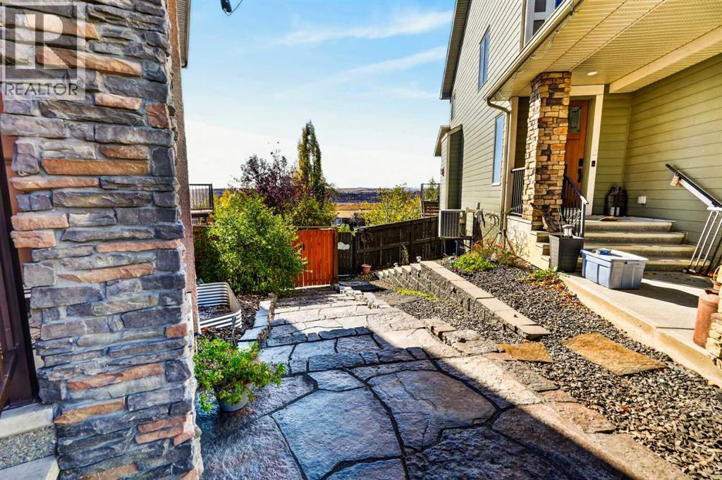 78 Cranarch View Se Property Photo 45