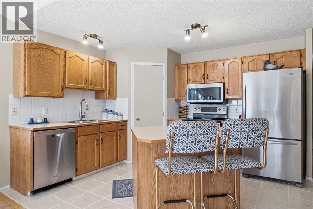 110 Somervale Point Sw Property Photo 12