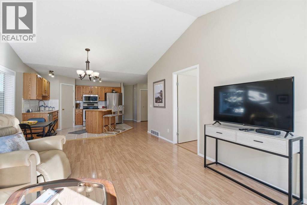 110 Somervale Point Sw Property Photo 17