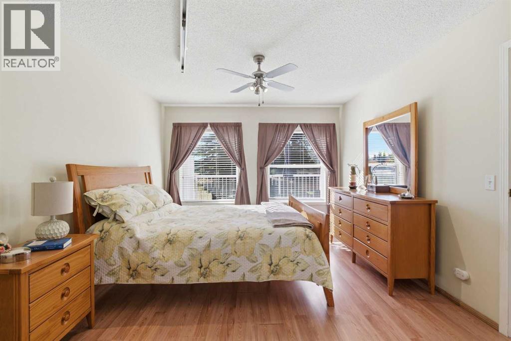 110 Somervale Point Sw Property Photo 18