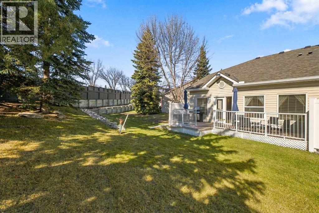 110 Somervale Point Sw Property Photo 38