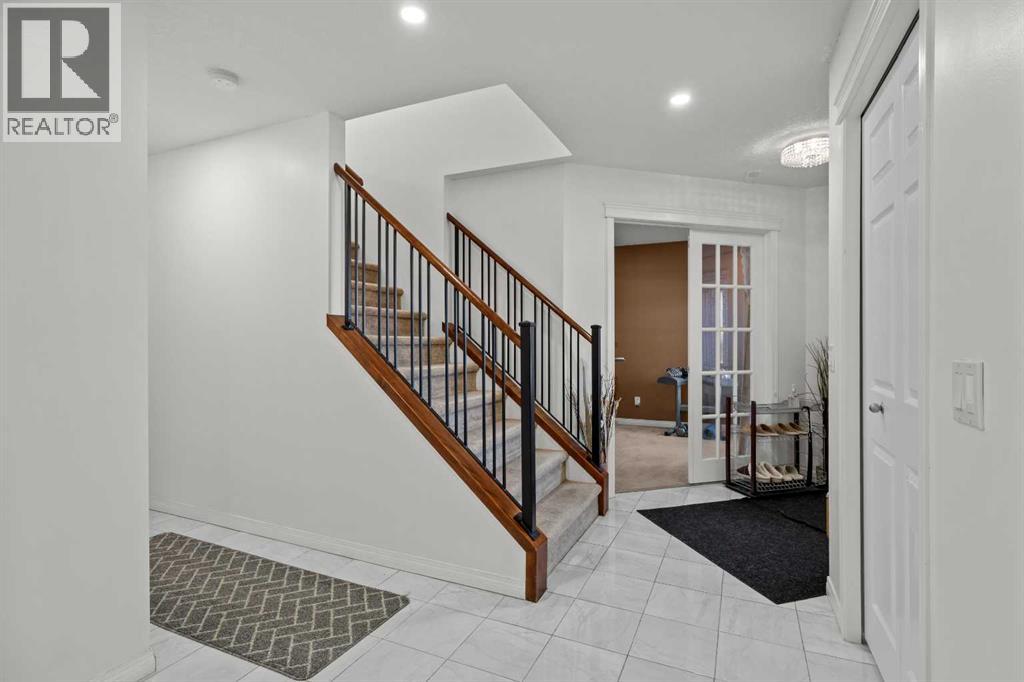 203 St Moritz Drive Sw Property Photo 4