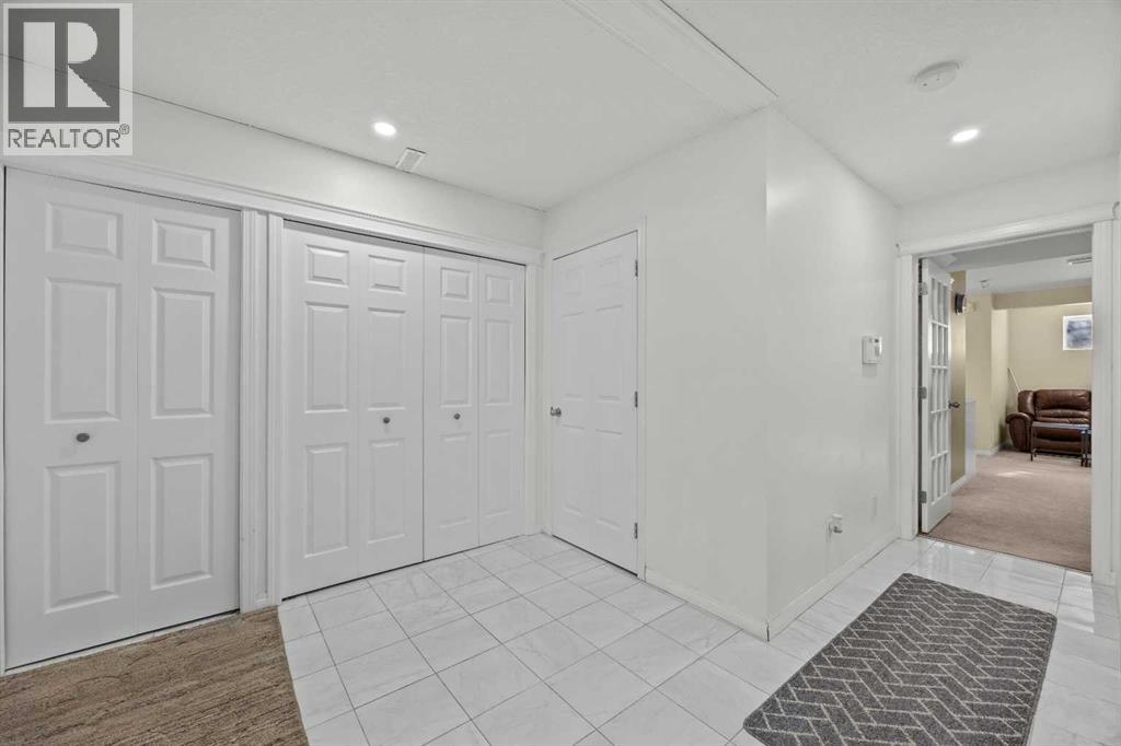 203 St Moritz Drive Sw Property Photo 5