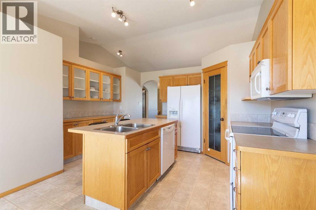593 Stark Way Se Property Photo 10