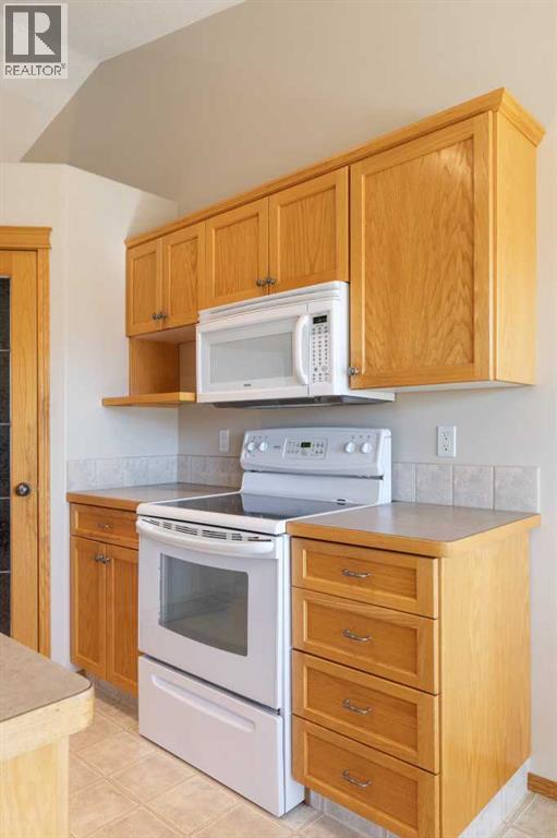 593 Stark Way Se Property Photo 15
