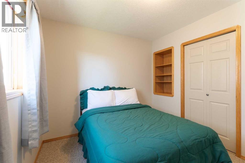 593 Stark Way Se Property Photo 21