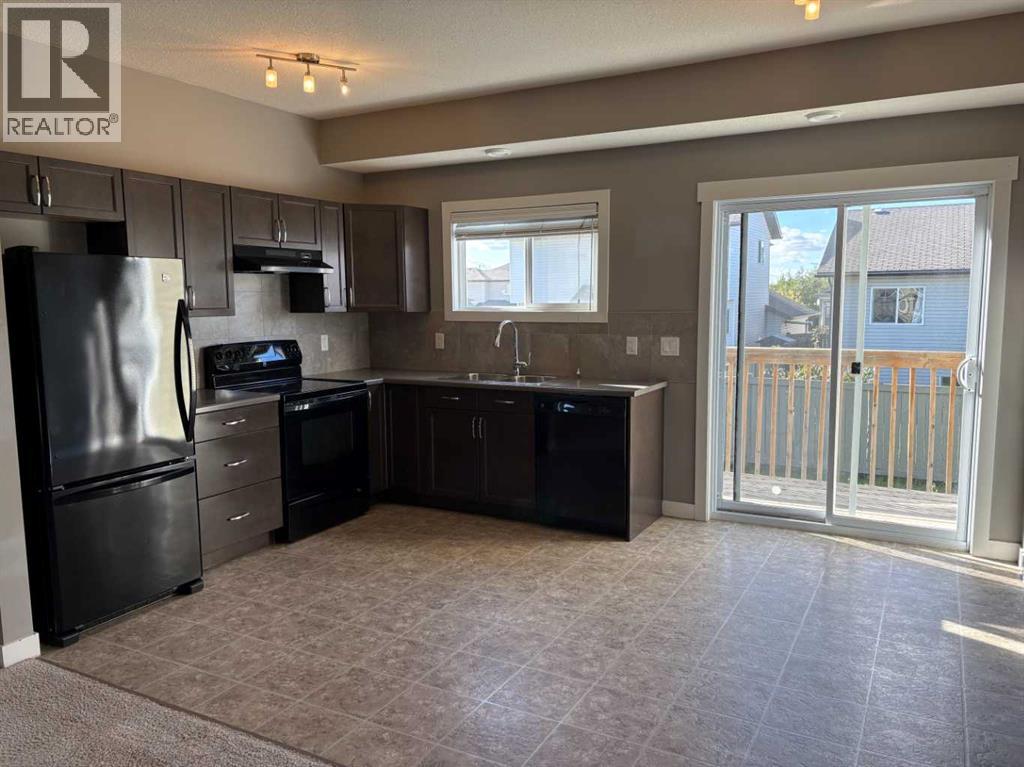 10138 85a Street Property Photo 2
