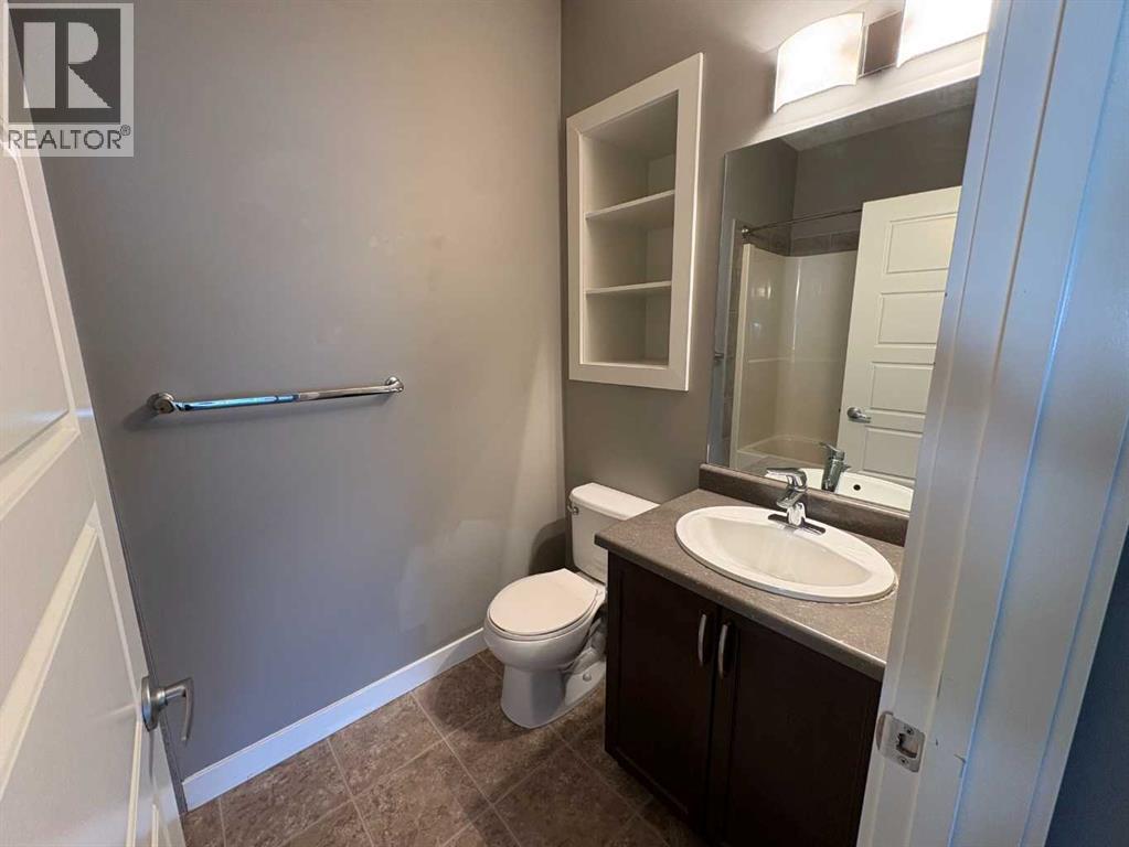 10138 85a Street Property Photo 6