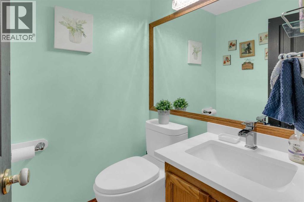 4 Hamptons Heath Nw Property Photo 19