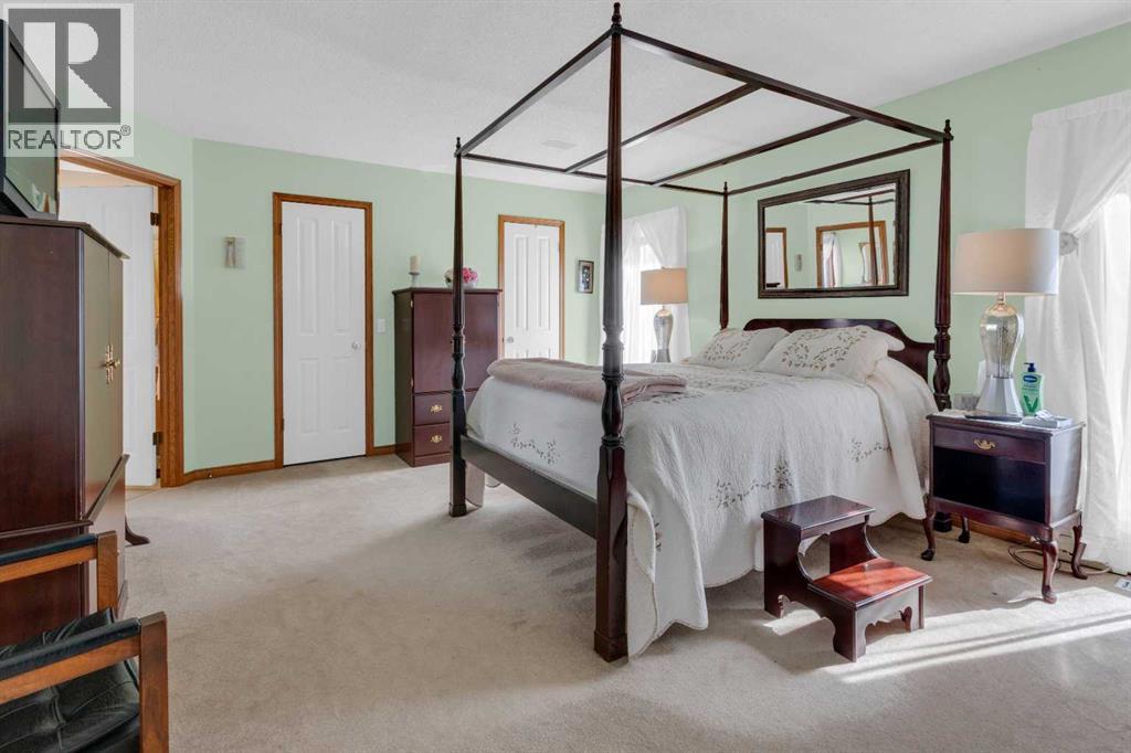4 Hamptons Heath Nw Property Photo 24