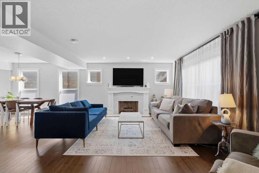 87 Couture Crescent Sw Property Photo 6