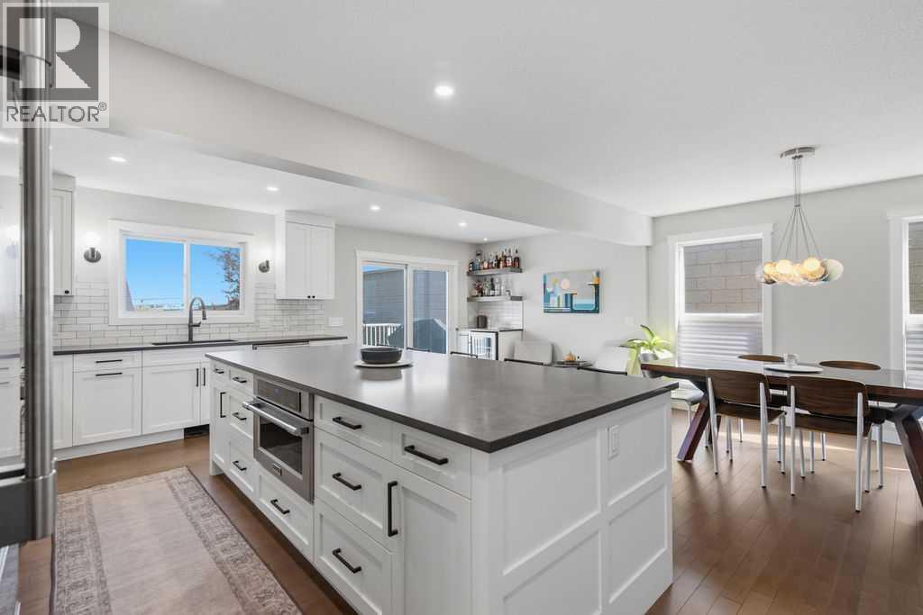 87 Couture Crescent Sw Property Photo 17