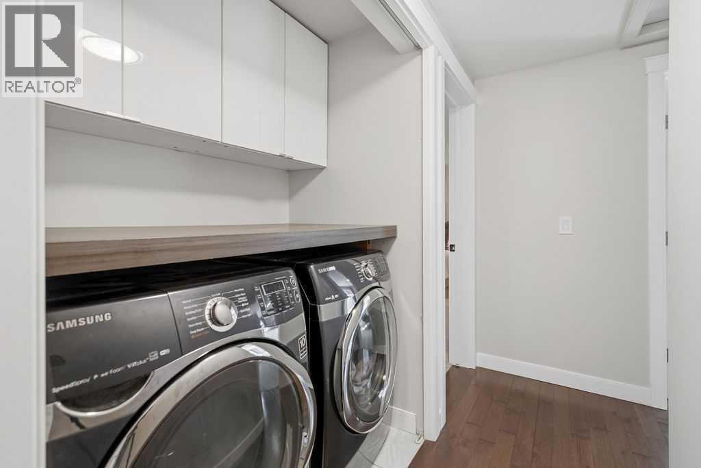 87 Couture Crescent Sw Property Photo 27