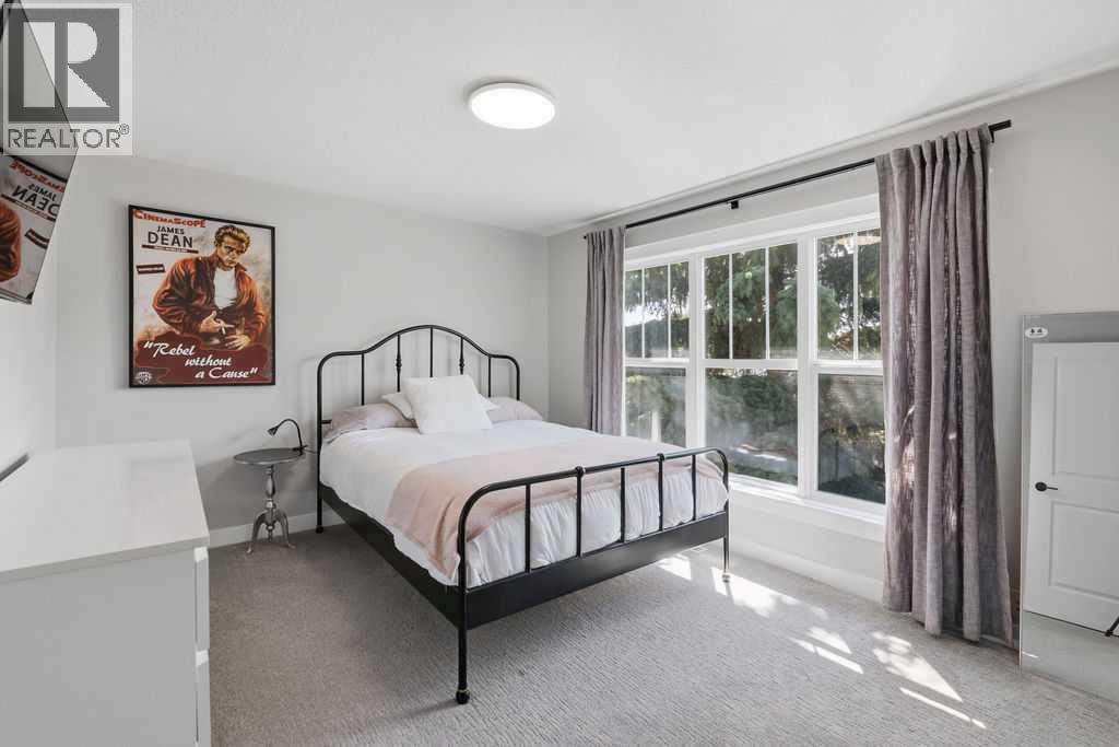 87 Couture Crescent Sw Property Photo 33