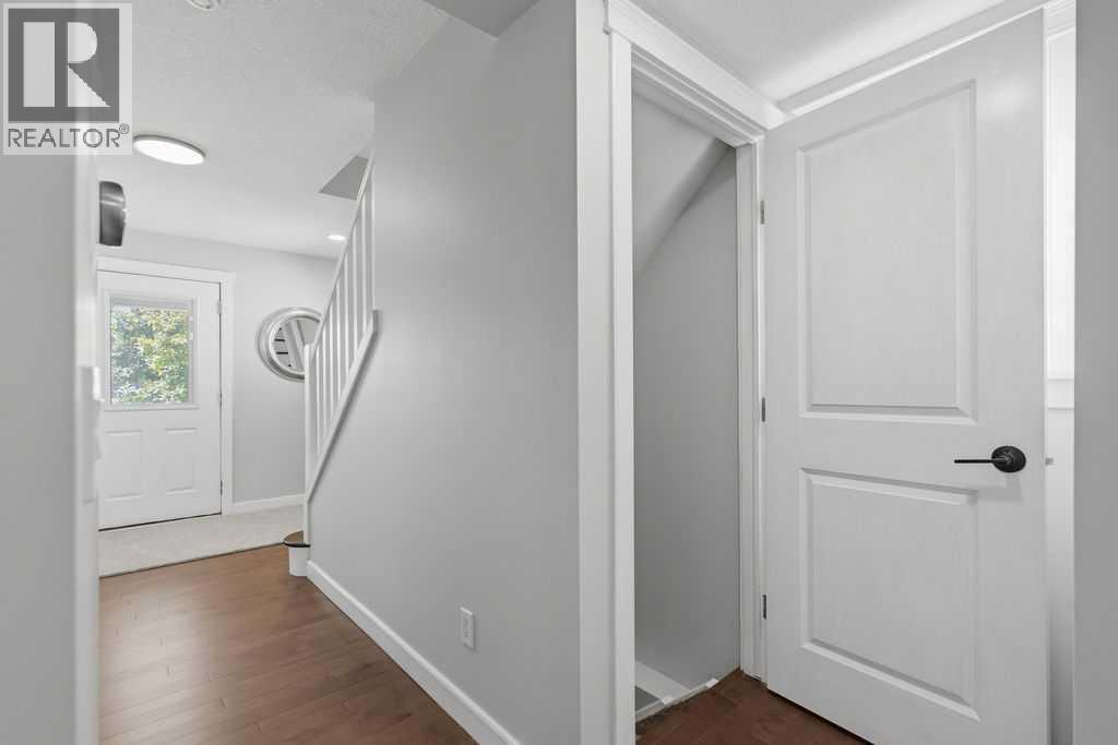 87 Couture Crescent Sw Property Photo 34