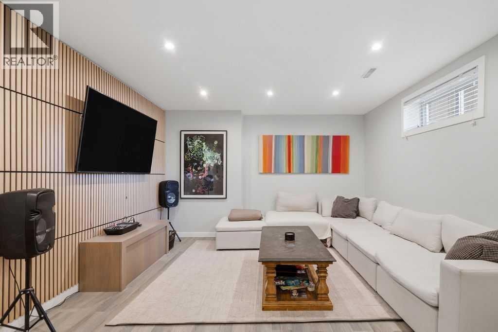 87 Couture Crescent Sw Property Photo 37
