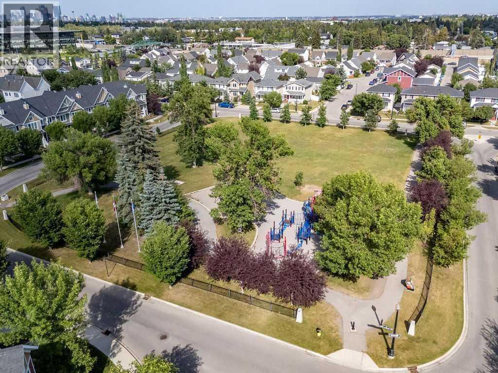 87 Couture Crescent Sw Property Photo 46