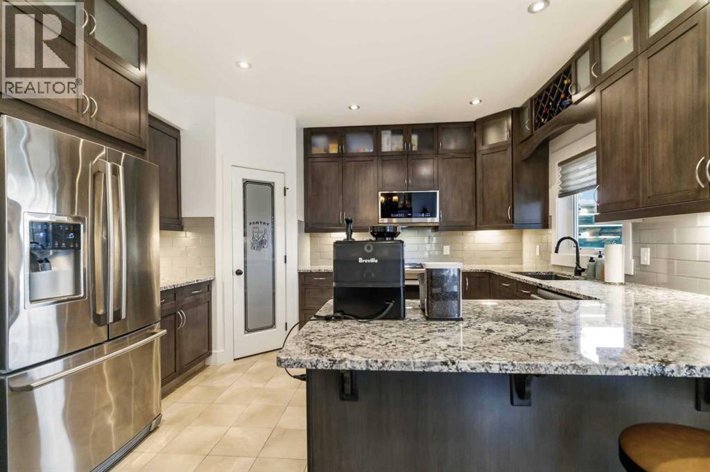 100 Dakin Drive Property Photo 12