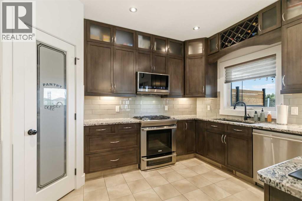 100 Dakin Drive Property Photo 13
