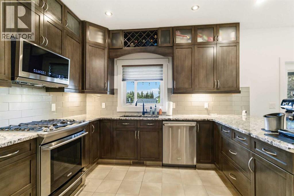 100 Dakin Drive Property Photo 15
