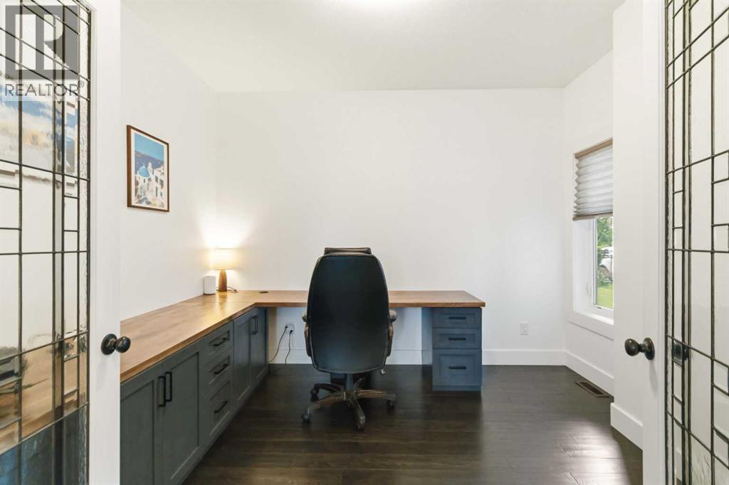 100 Dakin Drive Property Photo 18