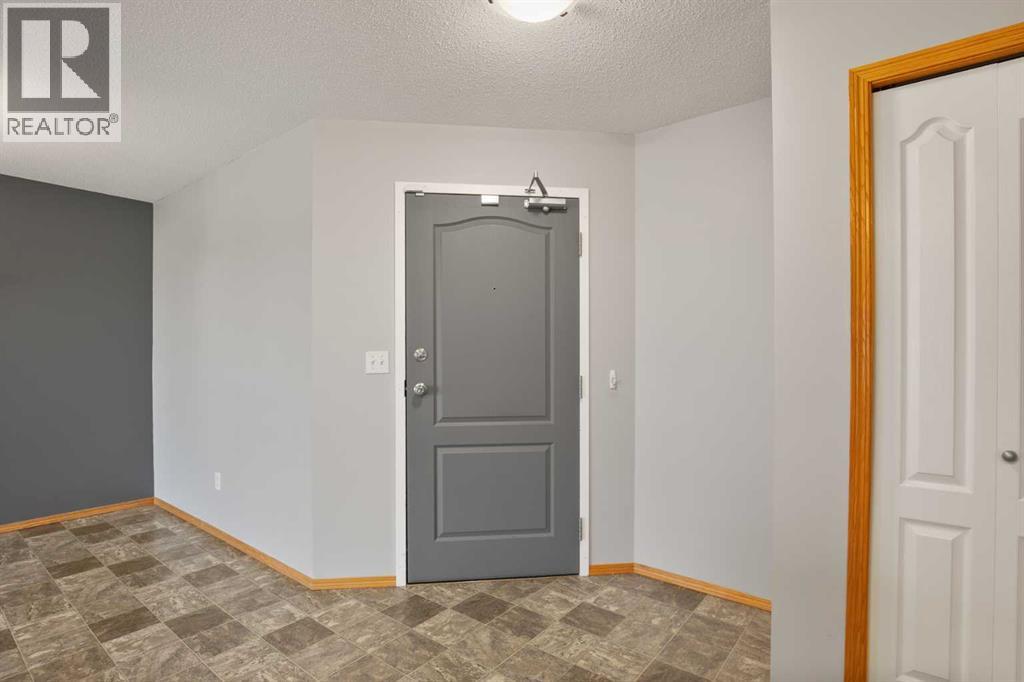 260 Duston Street Property Photo 33