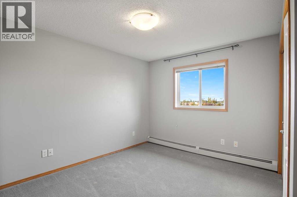 260 Duston Street Property Photo 43