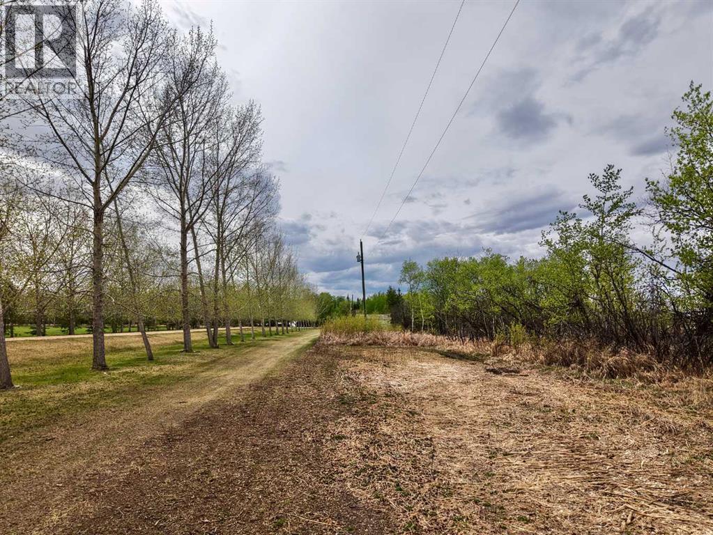 240069 Township Road 834 Property Photo 6