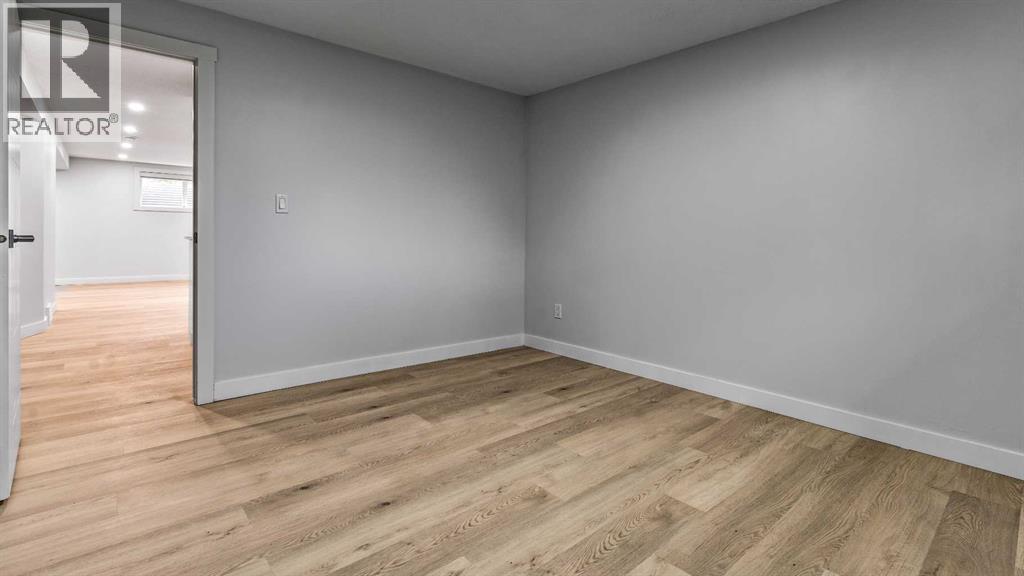 48 Doverglen Crescent Se Property Photo 30