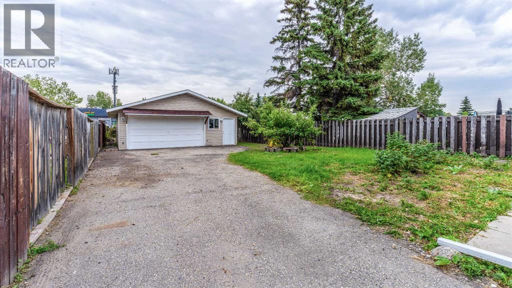 48 Doverglen Crescent Se Property Photo 34