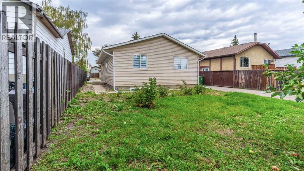48 Doverglen Crescent Se Property Photo 36