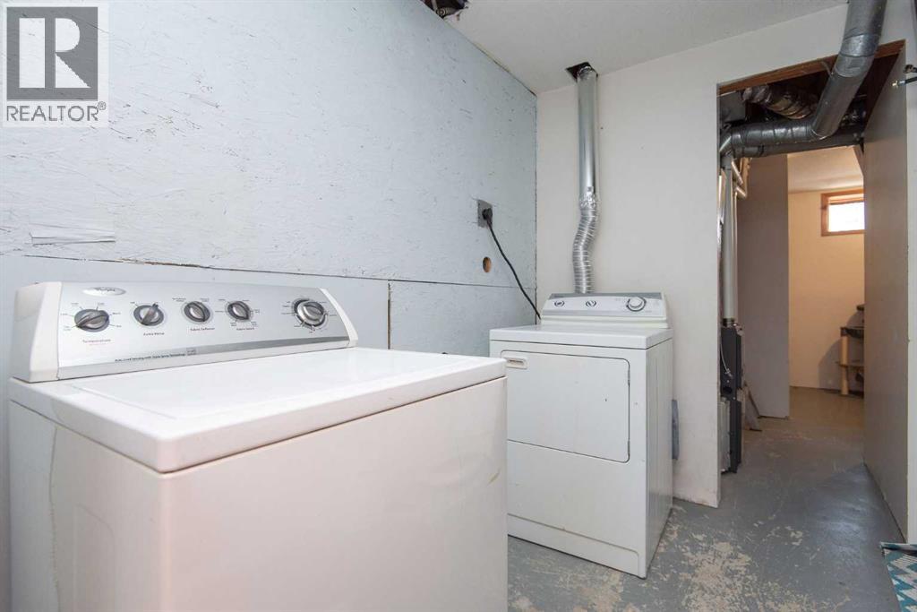 168 Eastman Crescent Property Photo 28