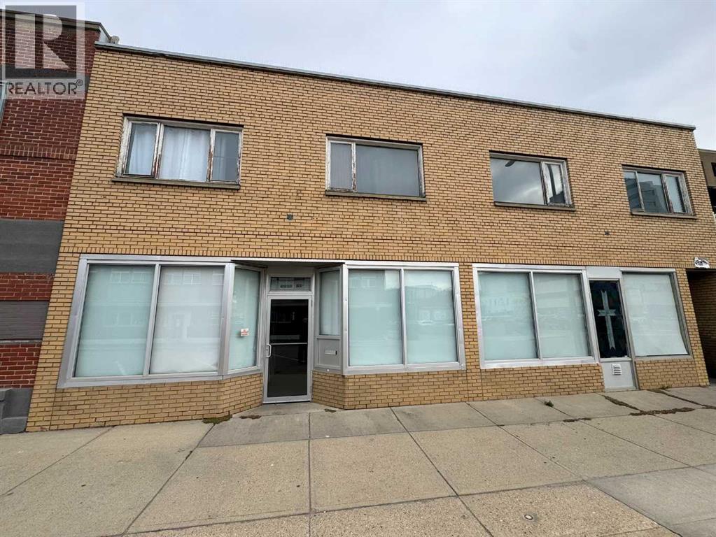 5101 50 Avenue Property Photo 3