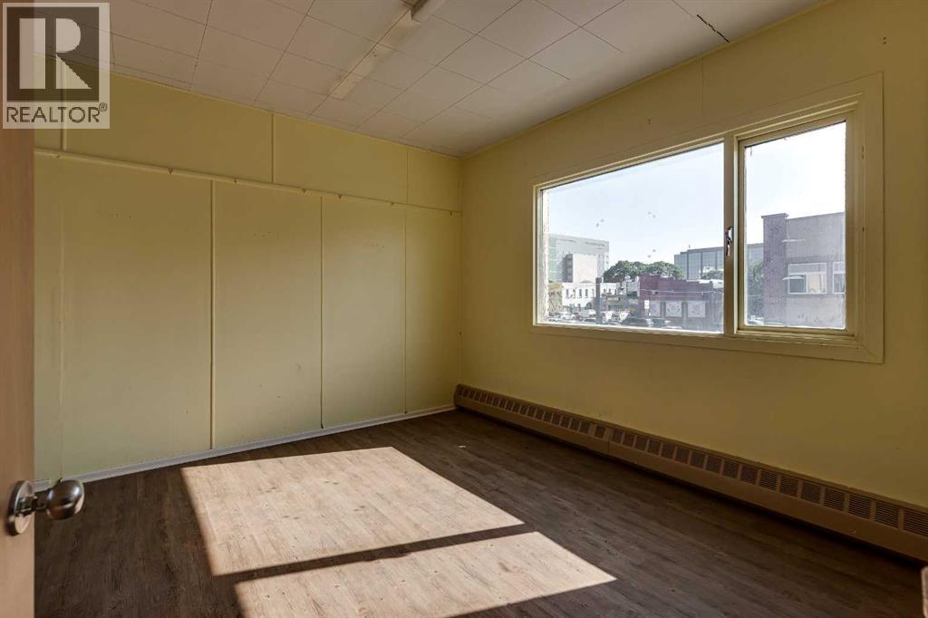 5101 50 Avenue Property Photo 15