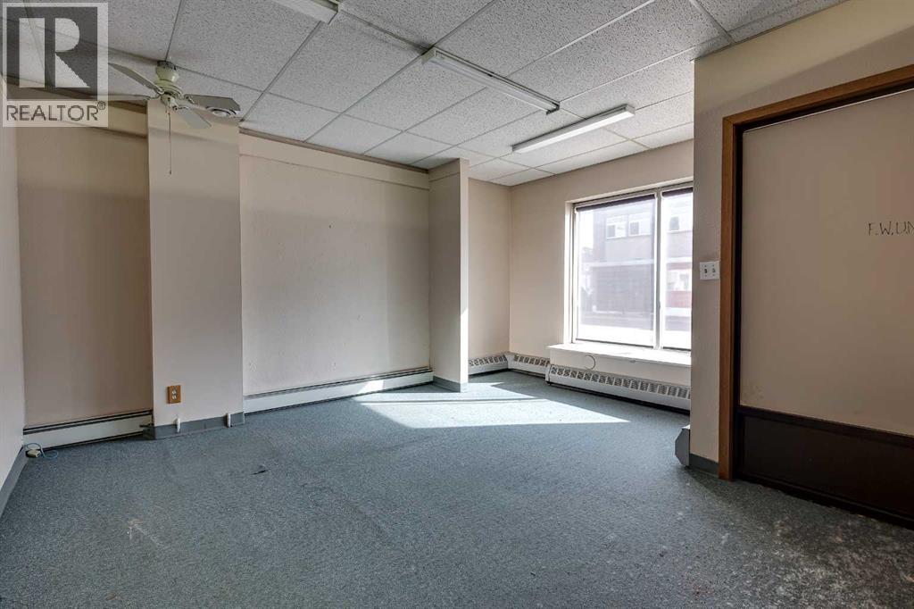 5101 50 Avenue Property Photo 19