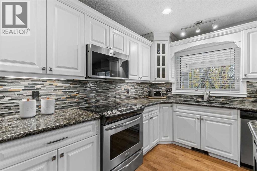 278 Douglasdale Point Se Property Photo 8